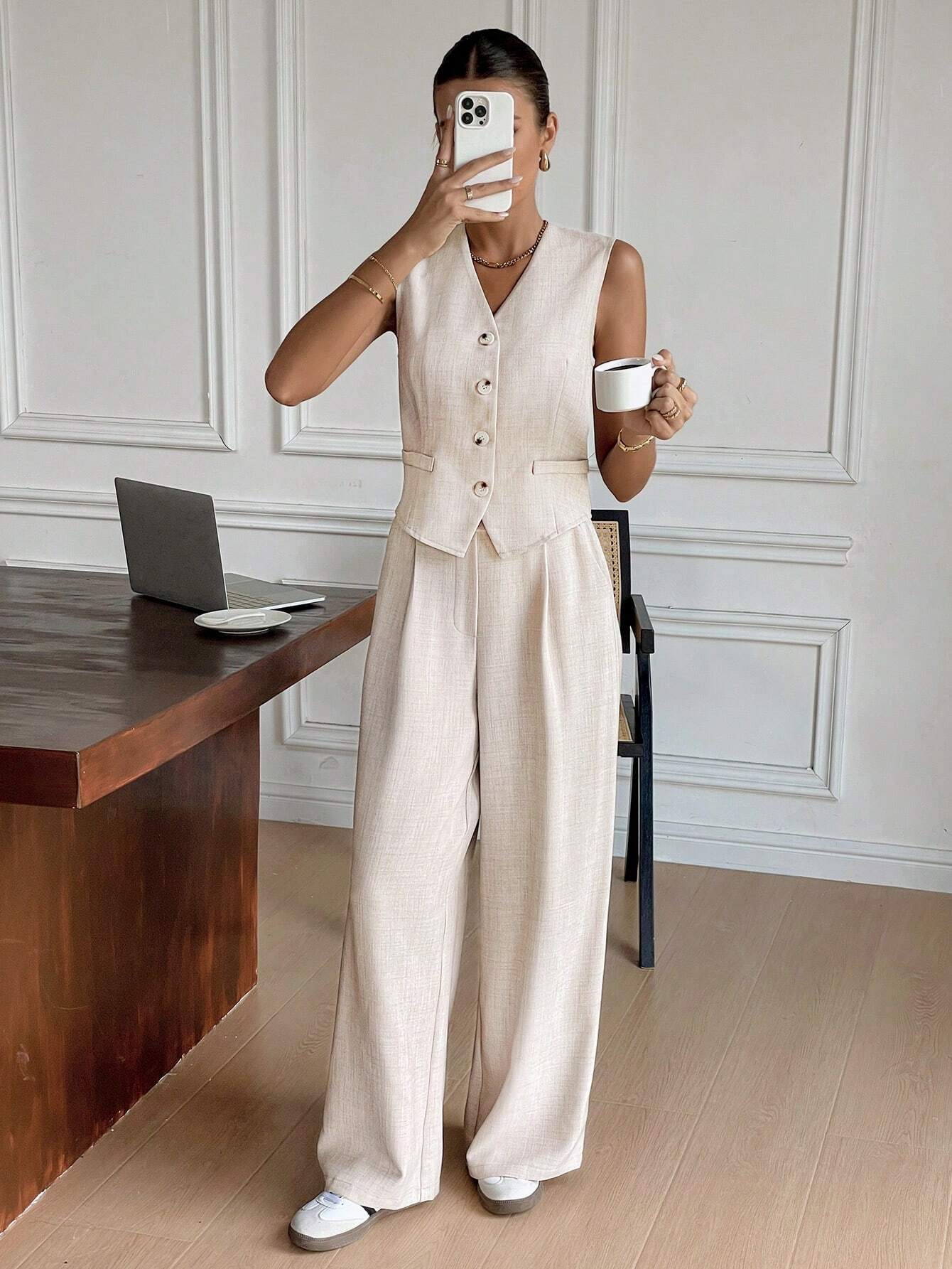 Women’s Sleeveless Button-Up Wide Leg Jumpsuit