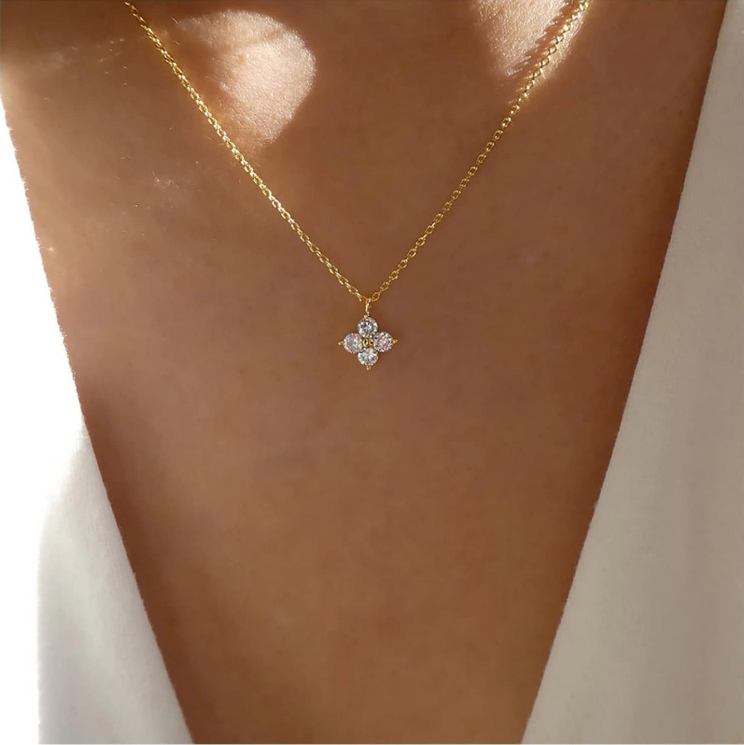 Women’s Dainty Solitaire Diamond Pendant Necklace