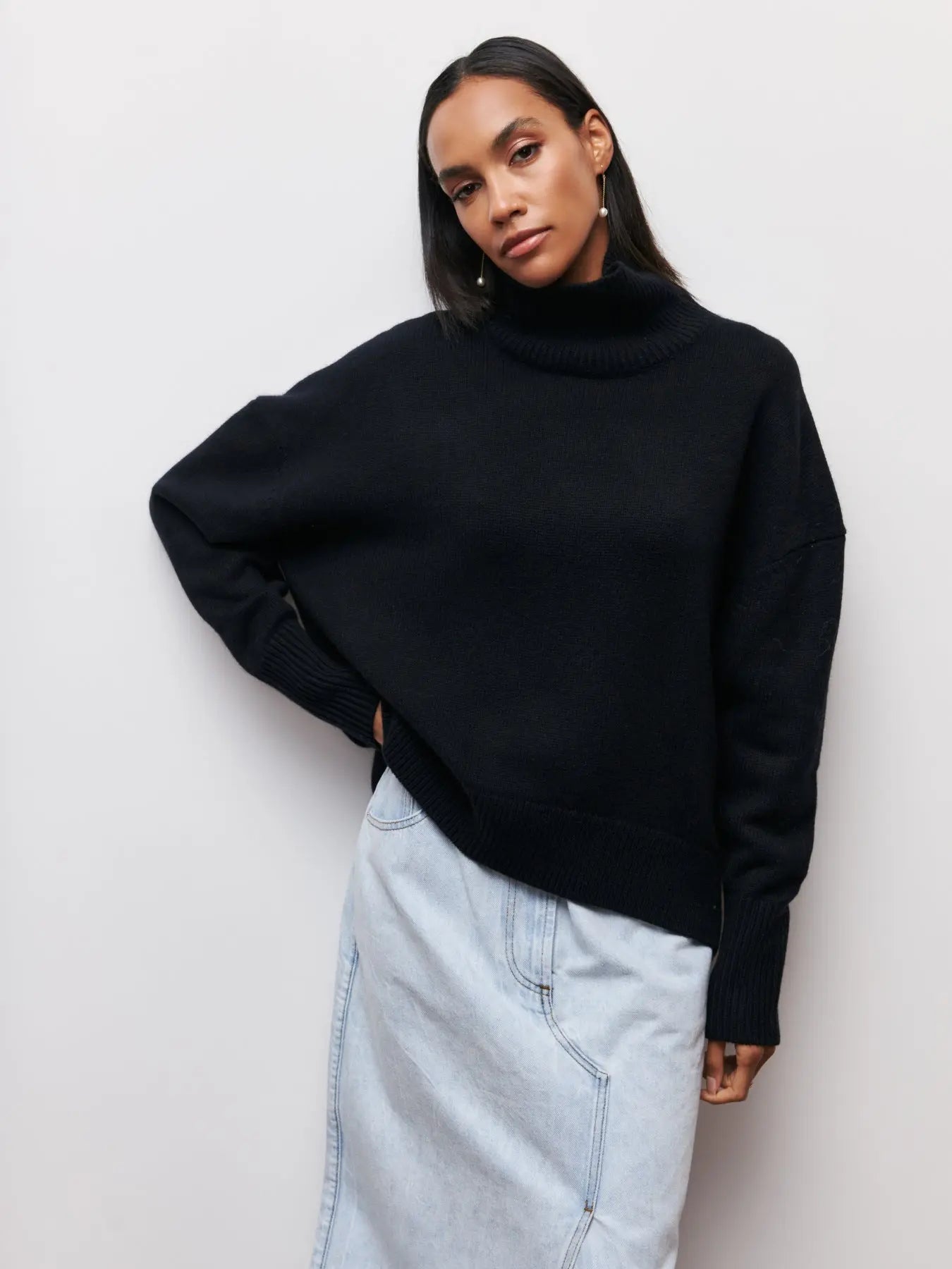 Women’s Oversized Turtleneck Knit Sweater