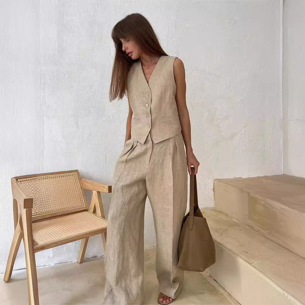 Women’s Sleeveless Button-Up Wide Leg Jumpsuit