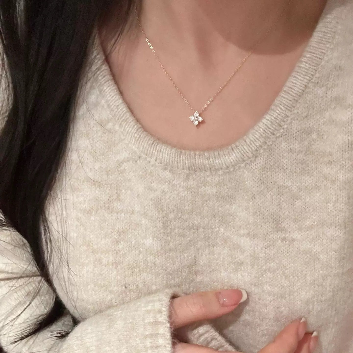 Women’s Dainty Solitaire Diamond Pendant Necklace