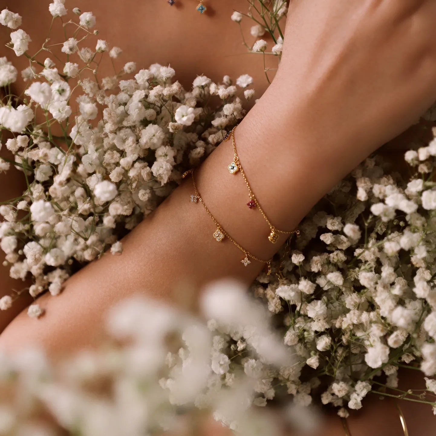 Women’s Dainty Gold Crystal Drop Bracelet