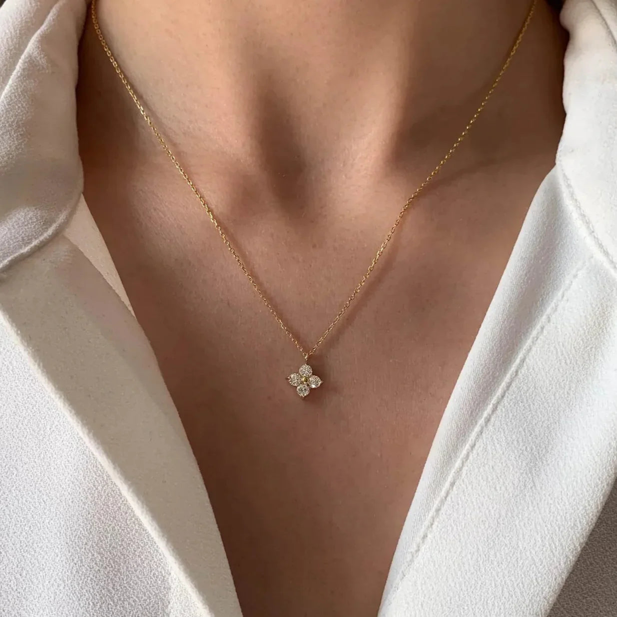 Women’s Dainty Solitaire Diamond Pendant Necklace